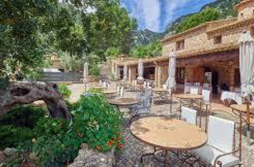 Landhotel am Fuße des Tramuntana